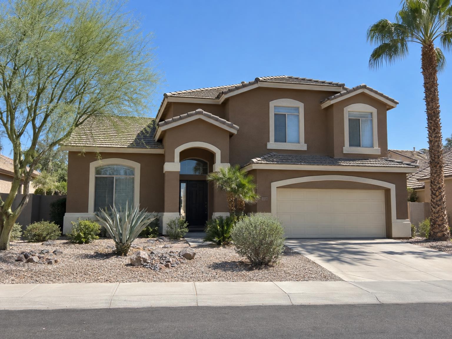 The same home finished in a brown and cream two-tone